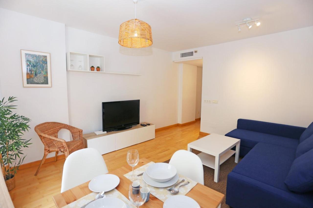 Casa Fenicia - Cosy Apartment With Free Private Parking Málaga Kültér fotó