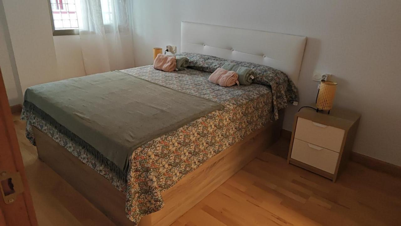 Casa Fenicia - Cosy Apartment With Free Private Parking Málaga Kültér fotó